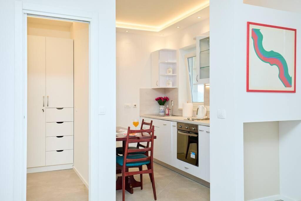 Apartment Ana *